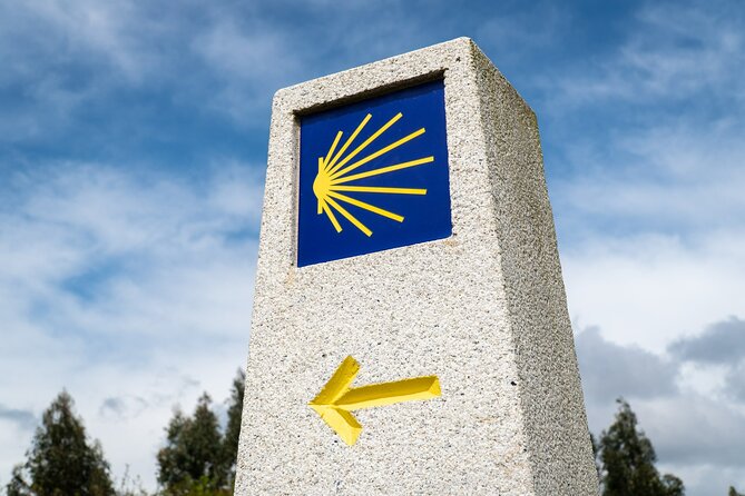 7-Day Tour of the French Way of Santiago from Sarria - Sarria to Portomarín: an easy introduction with a dramatic finish