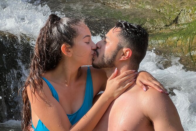 Adventures day: Thermal Springs and Waterfalls - What the guides add to the day