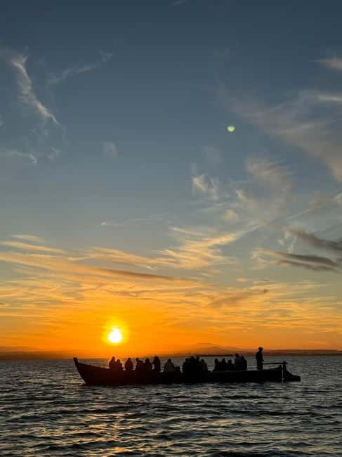 Albufera of Valencia: Guided boat ride around the Albufera - Forty-five minutes through the natural channels