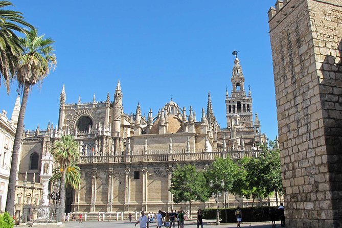 Alcazar and Cathedral of Seville Tour with Skip the Line Tickets - Meeting at Calle Francos 19