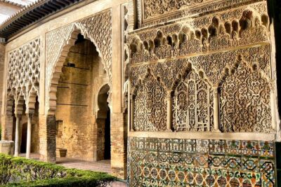 Alcazar and Cathedral of Seville Tour with Skip the Line Tickets