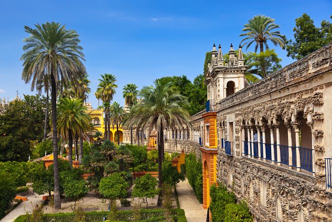 Alcazar, Cathedral and Giralda Guided Tour with Priority Tickets - Practical details that can save your day