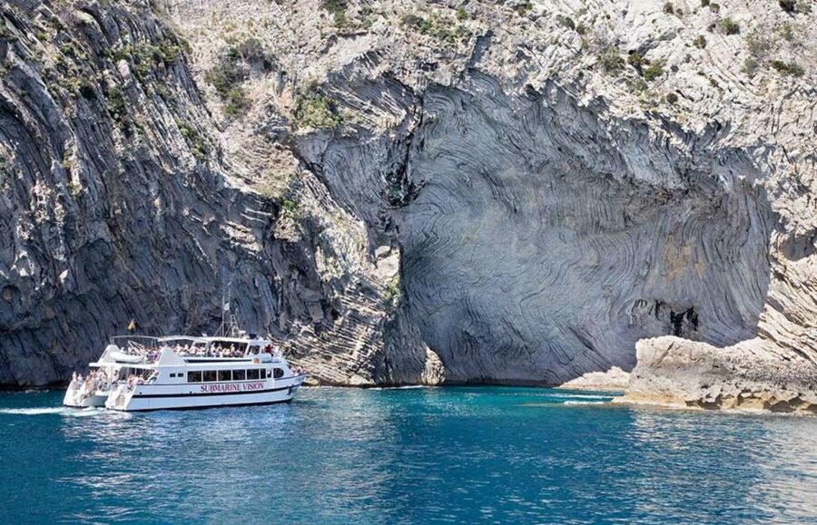 Alcudia: Boat Trip to Coll Baix - Sea conditions, safety, and the practical details