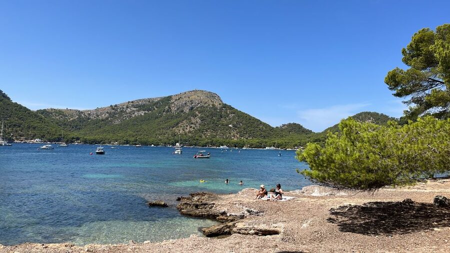 Alcudia: Traditional Wooden Boat Trip with Snorkeling - Why this Alcúdia boat trip feels different