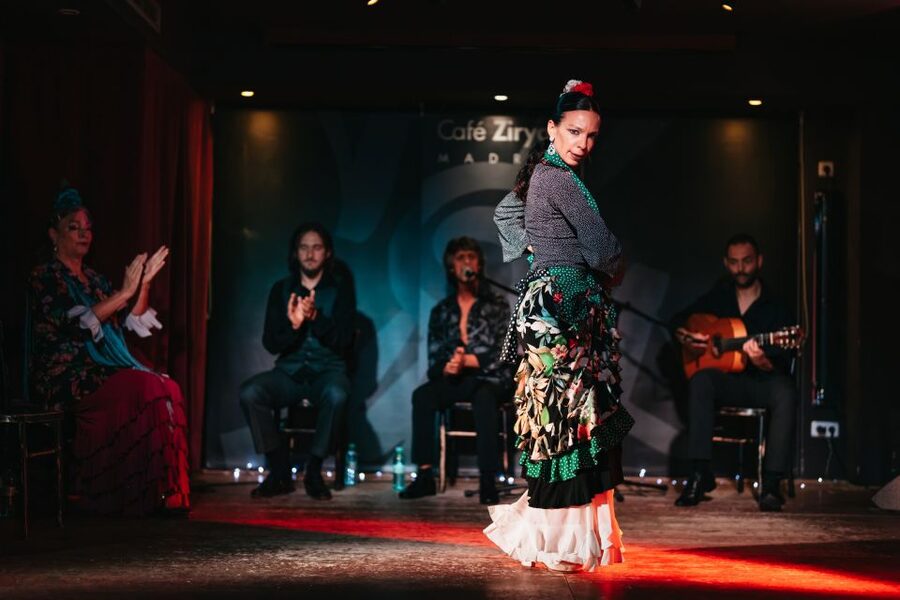 "Algarabía": Flamenco Show at Café Ziryab. Madrid - What happens during the 50-minute Algarabía show