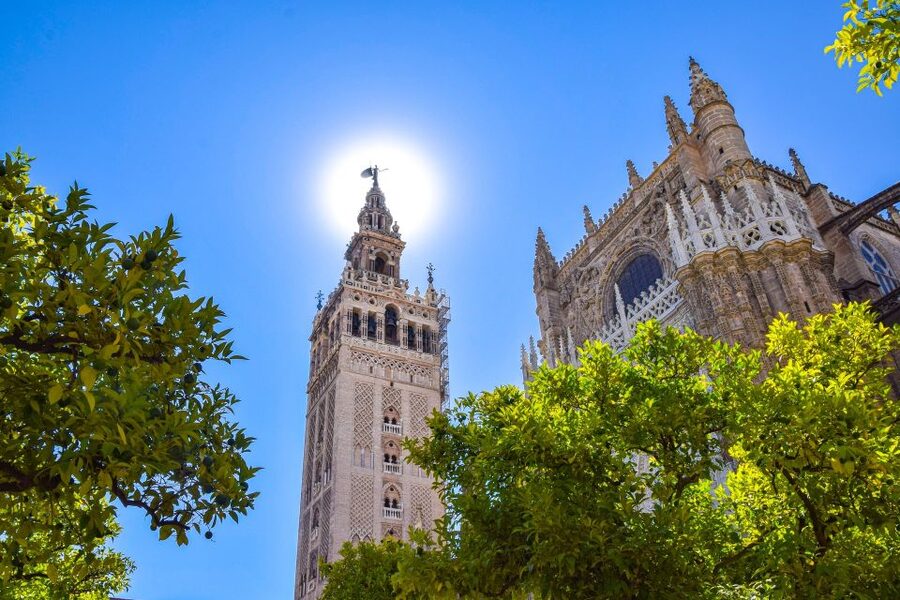 Algarve: Seville Full-Day Shopping and Sightseeing Tour - The road from Olhão to Seville