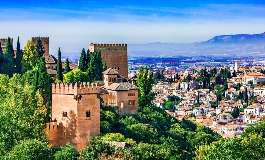 Alhambra Guided Tour with Fast-Track Entry - Alcazaba: The Alhambra’s Military Backbone