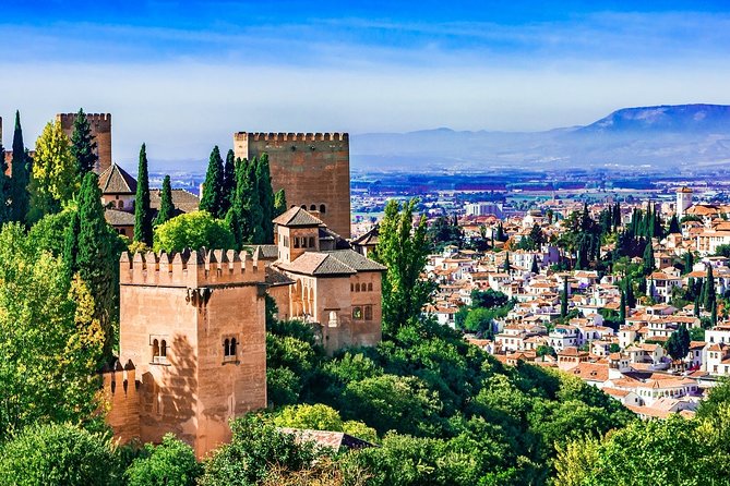 Alhambra Skip-the-line Private Tour including Nasrid Palaces - Alcazaba: Granada from the oldest fortress