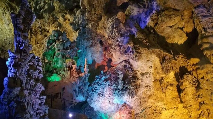 Alicante: Canelobre Caves & Busot Tour including transfer - Entering the Canelobre Caves at 700 meters