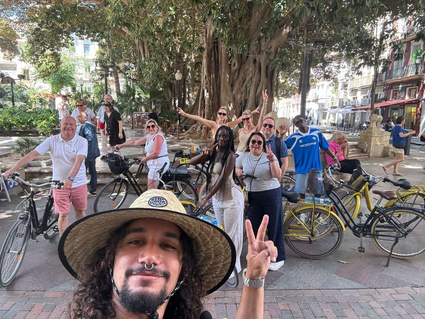 Alicante: City and Beach Bike Tour - Why a bike is a smart way to see Alicante