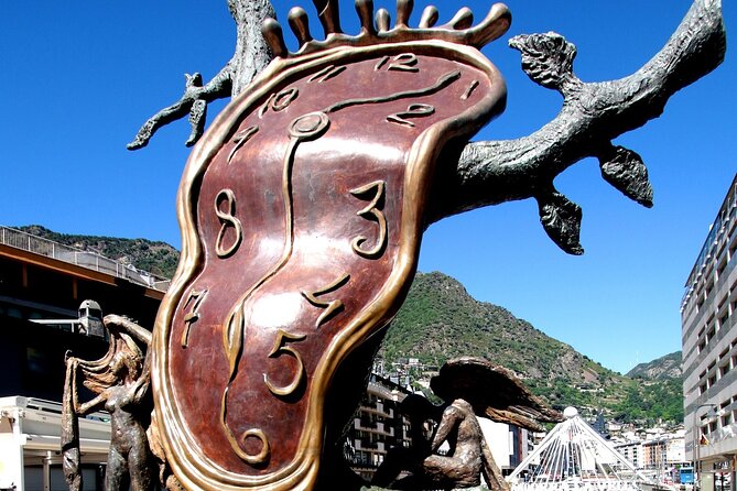 Andorra, France & Spain: 3 Countries in One Day from Barcelona - The brief Circ de Pessons photo stop