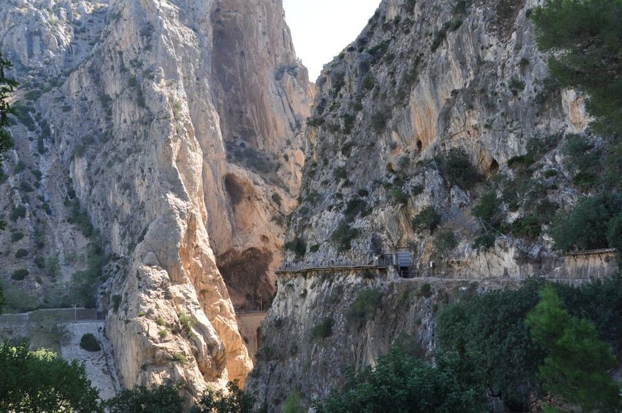 Ardales: Caminito del Rey & El Gaitanejo Guided Walking Tour - Is $41 good value?