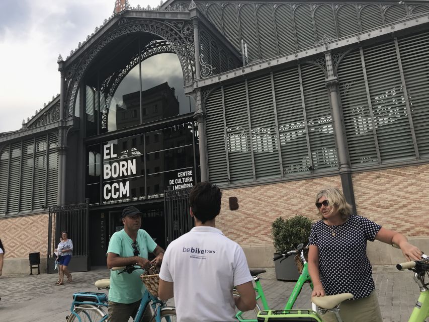 Barcelona: 2.5-Hour Bike or E-Bike Historical Tour - Through El Born and medieval Barcelona