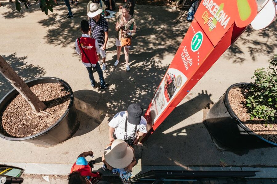 Barcelona: 24 or 48-Hour Hop-On Hop-Off Bus Tour - Can you finish both routes in one day?
