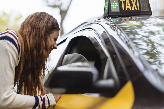 Barcelona Airport Private Arrival Transfers - How Much Value Do You Get for $31.38?