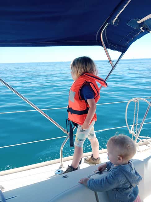 Barcelona Badalona : Sailboat Tour, Snacks, Drinks, Swimming - Swimming in the Mediterranean