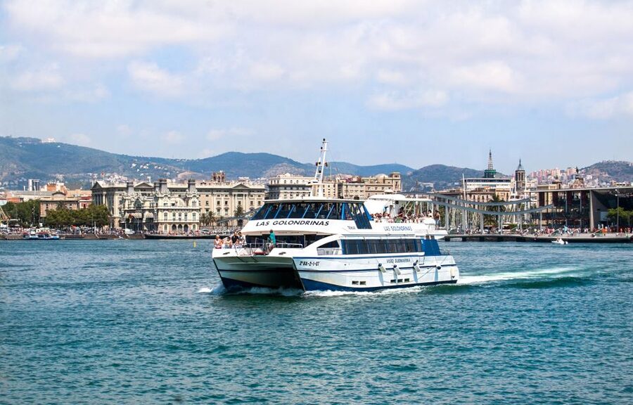 Barcelona: Boat Tour in Las Golondrinas - Starting at Portal de la Pau beneath Columbus