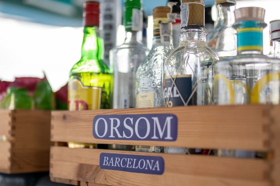 Barcelona: Catamaran Cruise with optional Live Jazz Music - Drinks, snacks, and the onboard bar