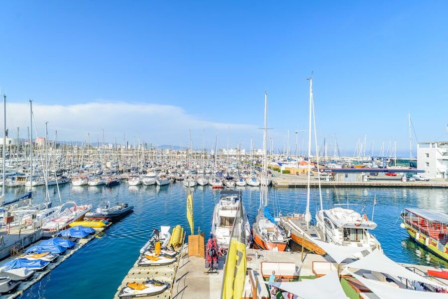 Barcelona: City and Seafront Guided Segway Tour - Why a Segway works well in Barcelona