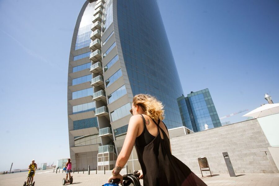 Barcelona: City Highlights Guided Segway Tour - Arc de Triomf and the green spaces of Ciutadella Park