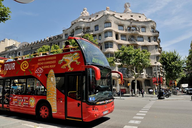 Barcelona City Tour Hop-On Hop-Off with Optional Boat - The Montjuïc and western route