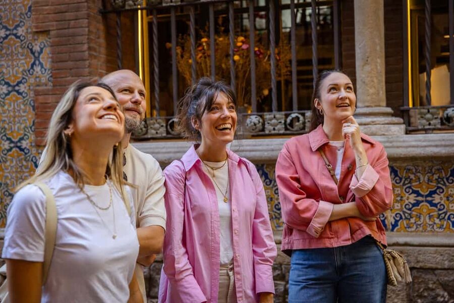 Barcelona: City Walking Tour with Local Guide - Starting near Escultura Barcino