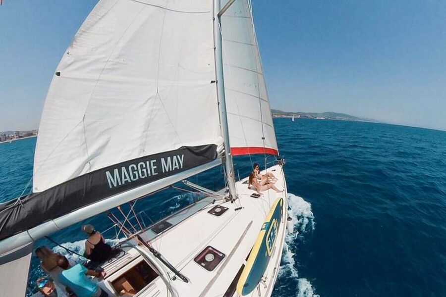 Barcelona: Coastline Boat Trip with Snacks and Cava - Cava, Beer, and Simple Boat Snacks