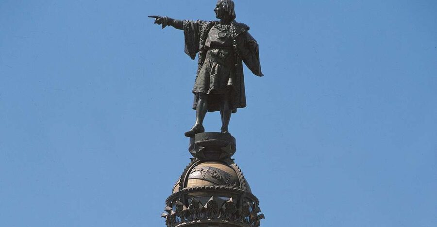 Barcelona: Columbus Monument - The monument’s 1888 story and the bronze base