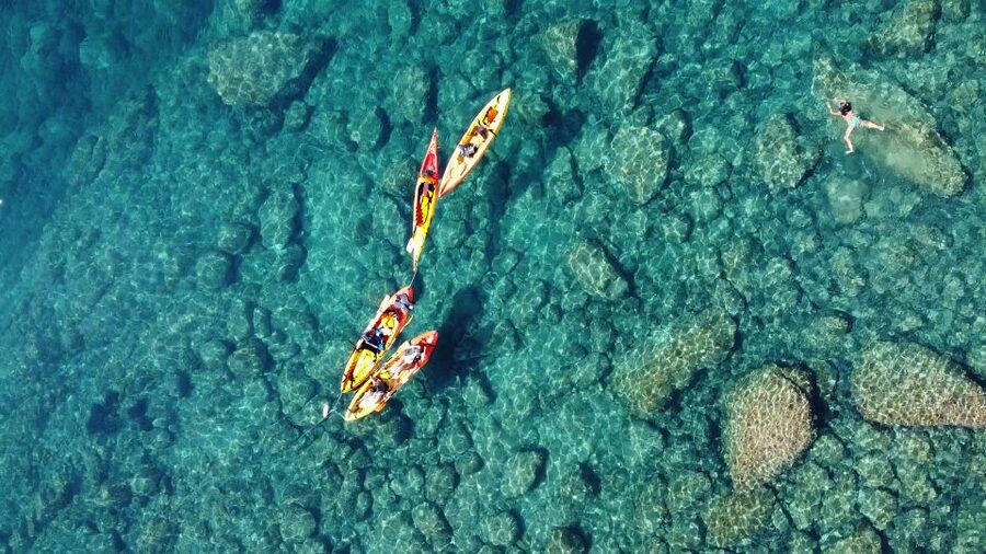 Barcelona: Costa Brava Kayak, Snorkel & Cliff Jump & Lunch - Beach lunch at Platja de Sant Pol