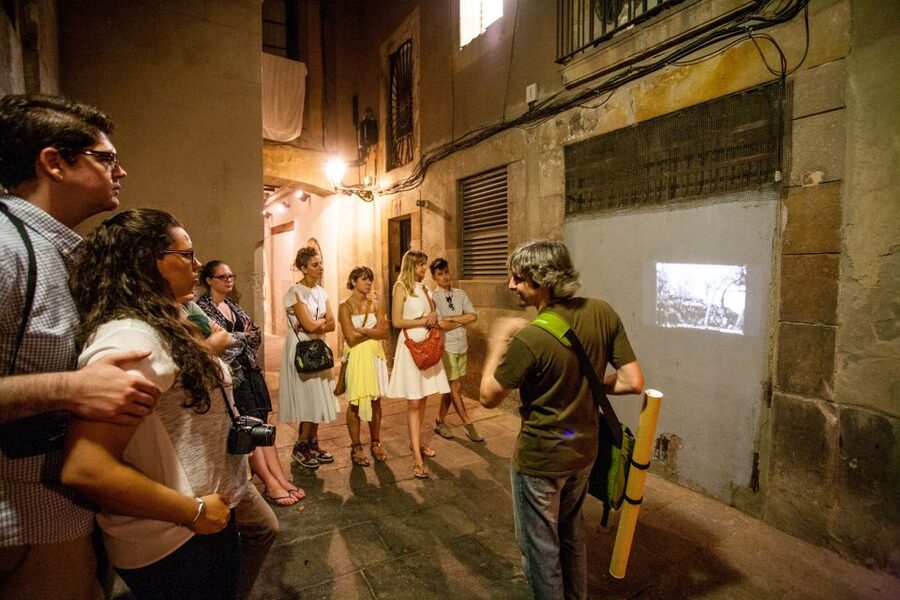 Barcelona: Dark History Night Walking Tour - Legends, props, and the portable projector