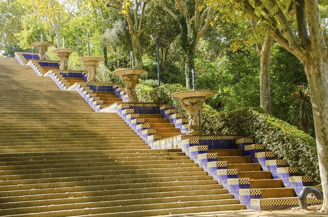 Barcelona E-Bike Guided Tour with Montjuic Hill - From the old city to Port Vell