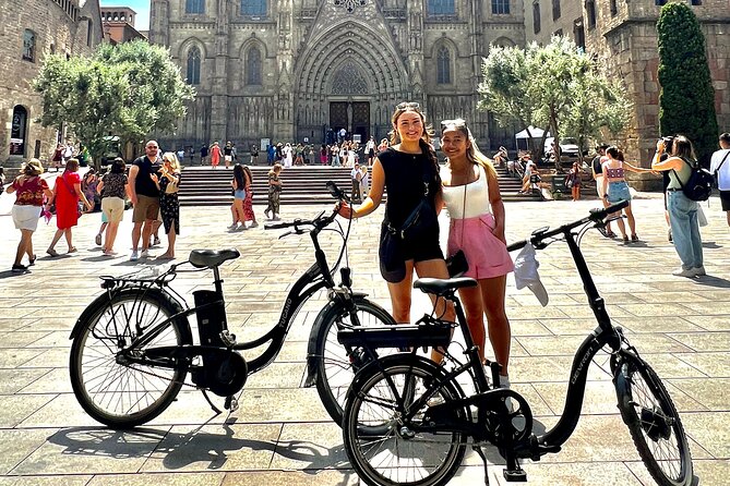 Barcelona E-Bike Photography Tour - The guides are a major part of the experience