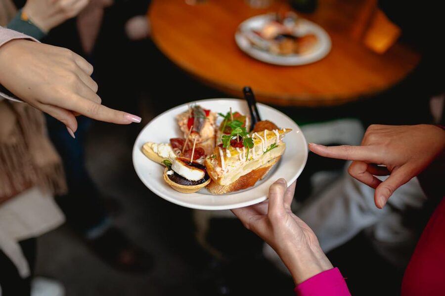 Barcelona: El Born Food Walking Tour with Tapas and Drinks - El Born, local streets, and Santa Maria del Mar