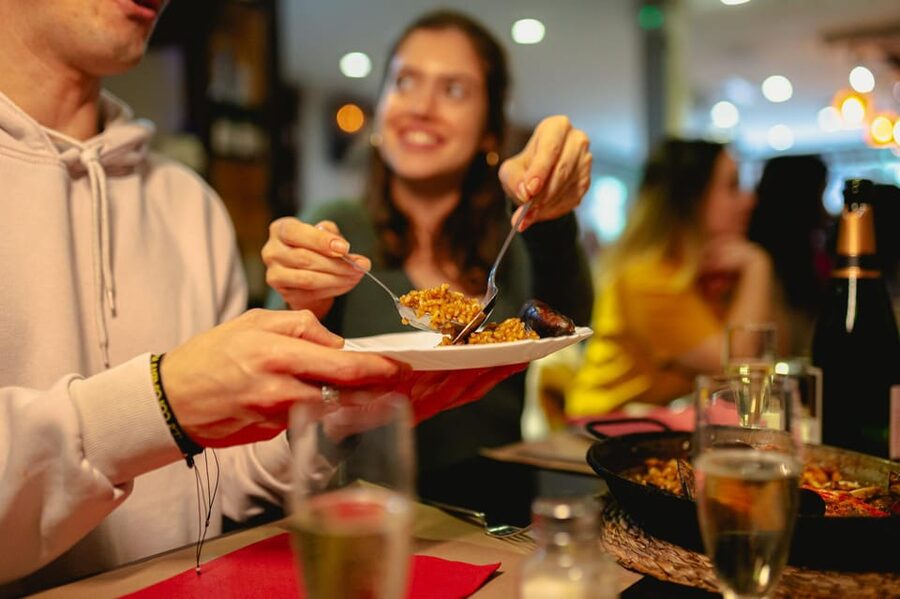 Barcelona: El Born Food Walking Tour with Tapas and Drinks - What the $93 price really buys