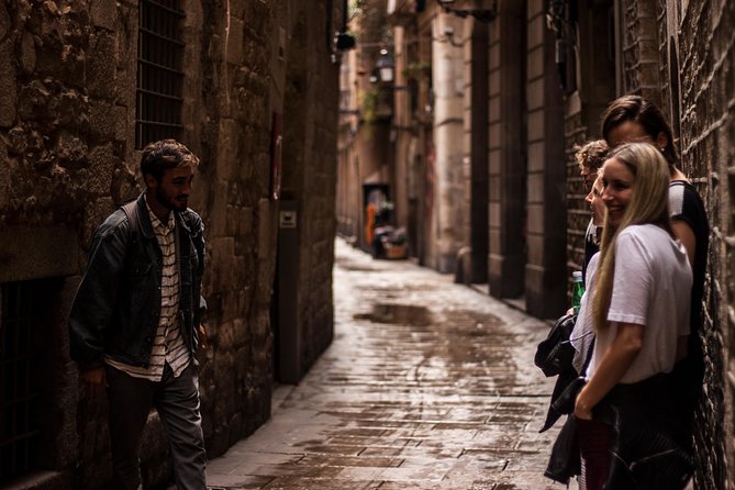 Barcelona Food Tour: Tapas, Paella, Sangria & 8+ Local Tastings - The tasting menu moves from snacks to a full meal