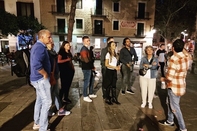 Barcelona Ghosts & Legends Tour - Who should book this experience?