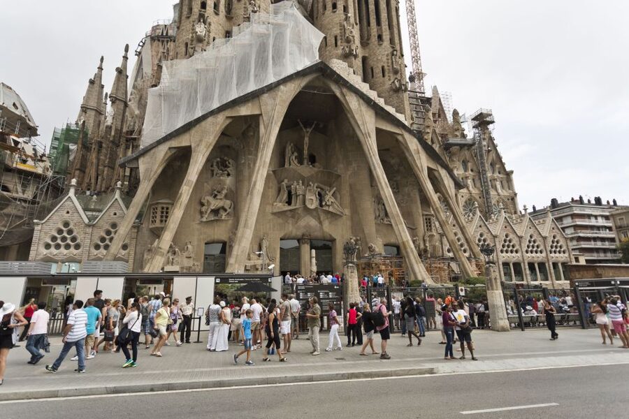 Barcelona: Go City Explorer Pass - Choose 2 to 4 Attractions - Boats, aquariums, museums, and family stops