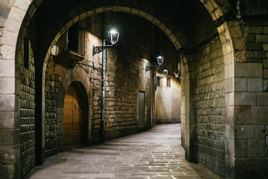 Barcelona: Gothic Quarter Ghosts and Legends Walking Tour - Weather, group size, and the feel of the evening