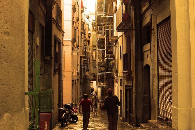 Barcelona Gothic Quarter's Deepest Secrets & Sangria - Santa Maria del Pi and Barcelona Cathedral