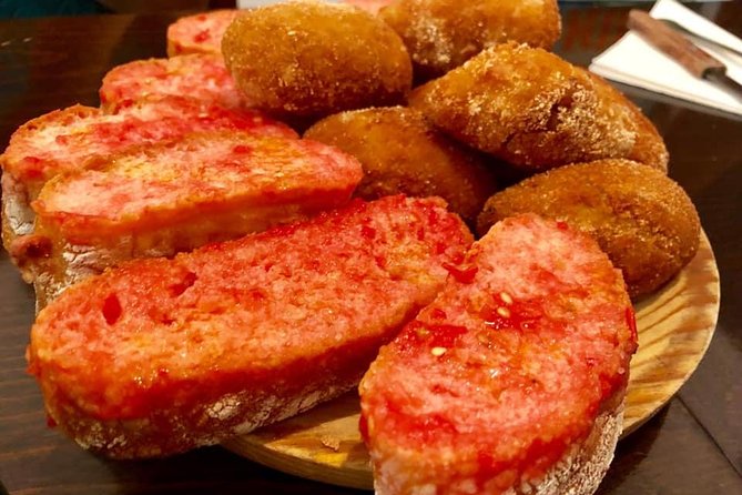Barcelona Gothic Quarter VIP Tapas & Wine Tour - What you actually eat and drink