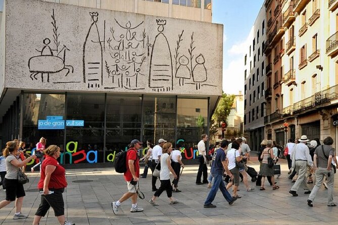 Barcelona: Gothic Quarter Walking Tour - Roman water and the first city beneath your feet