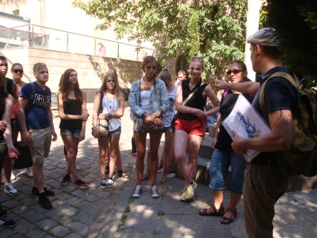 Barcelona: Gothic Quarter Walking Tour - The Inquisition, royal fear, and the Columbus story