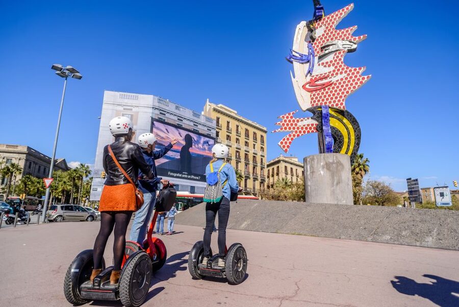 Barcelona Grand 2-Hour Segway Tour - Barceloneta and the return through the old city