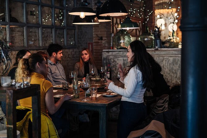 Barcelona: Guided Food Walking Tour with Tapas and Wine - From the Gothic Quarter to El Born