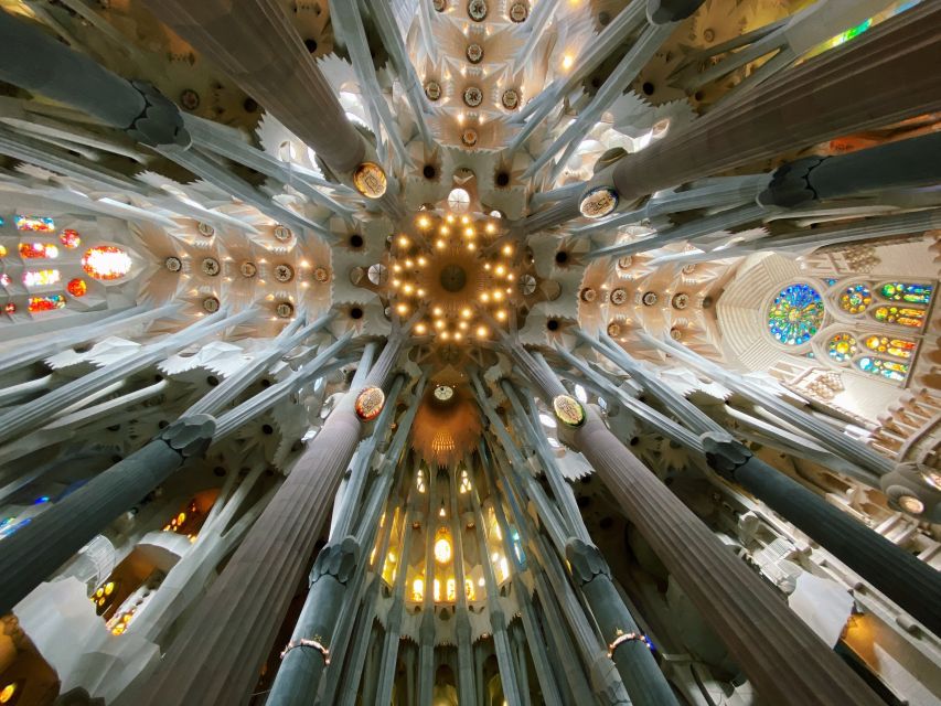 Barcelona: Guided Tour of Sagrada Familia - How long is 90 minutes in practice?