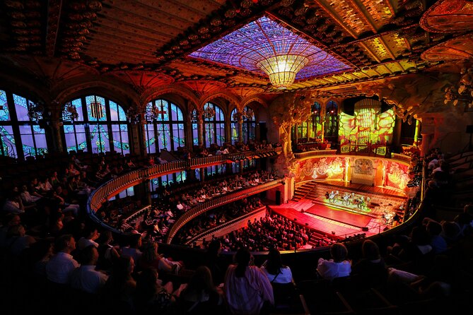 Barcelona Guitar Trio & Dance at the Palau de la Musica - Timing your night in Barcelona