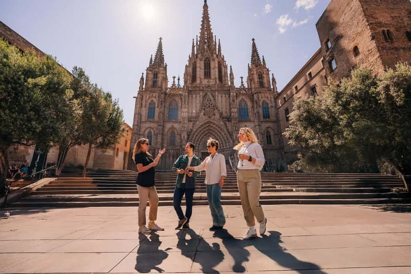 Barcelona: Helicopter Flight, Boat Ride, and Walking Tour - Practical planning for a smooth four hours