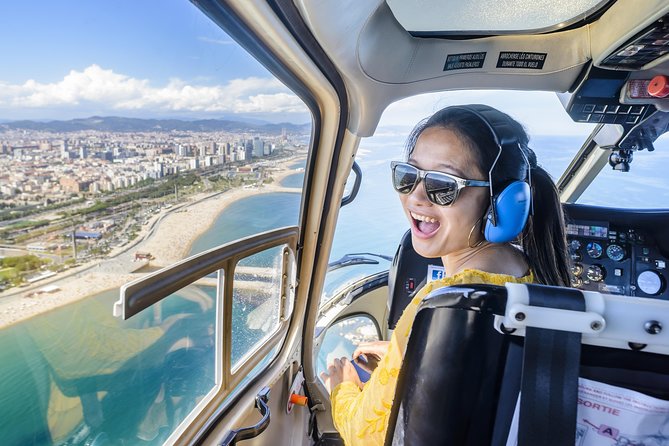 Barcelona Helicopter, Sailboat & Old Town Private Walking Tour - Plaça de Catalunya and the transition to the Old Town