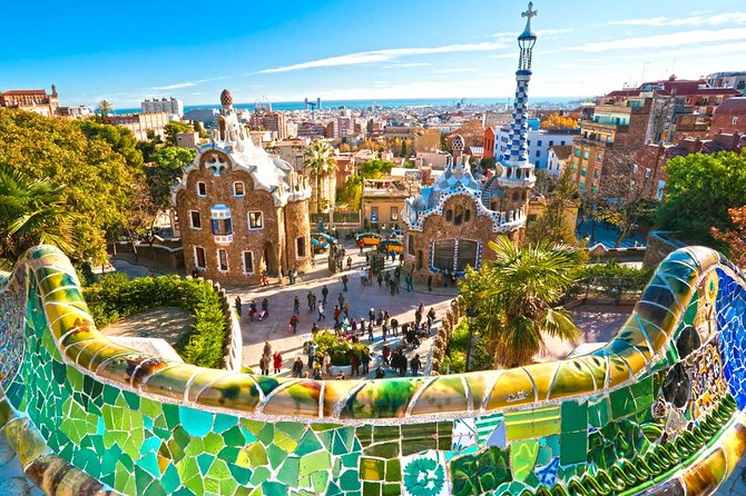 Barcelona Highlights Private Guided Tour with Hotel Pick-up - The waterfront, Montjuïc, and city views