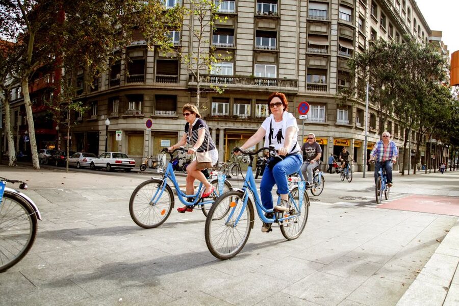 Barcelona Historical 3-Hour Bike Tour - Starting at Pla de Palau and the waterfront